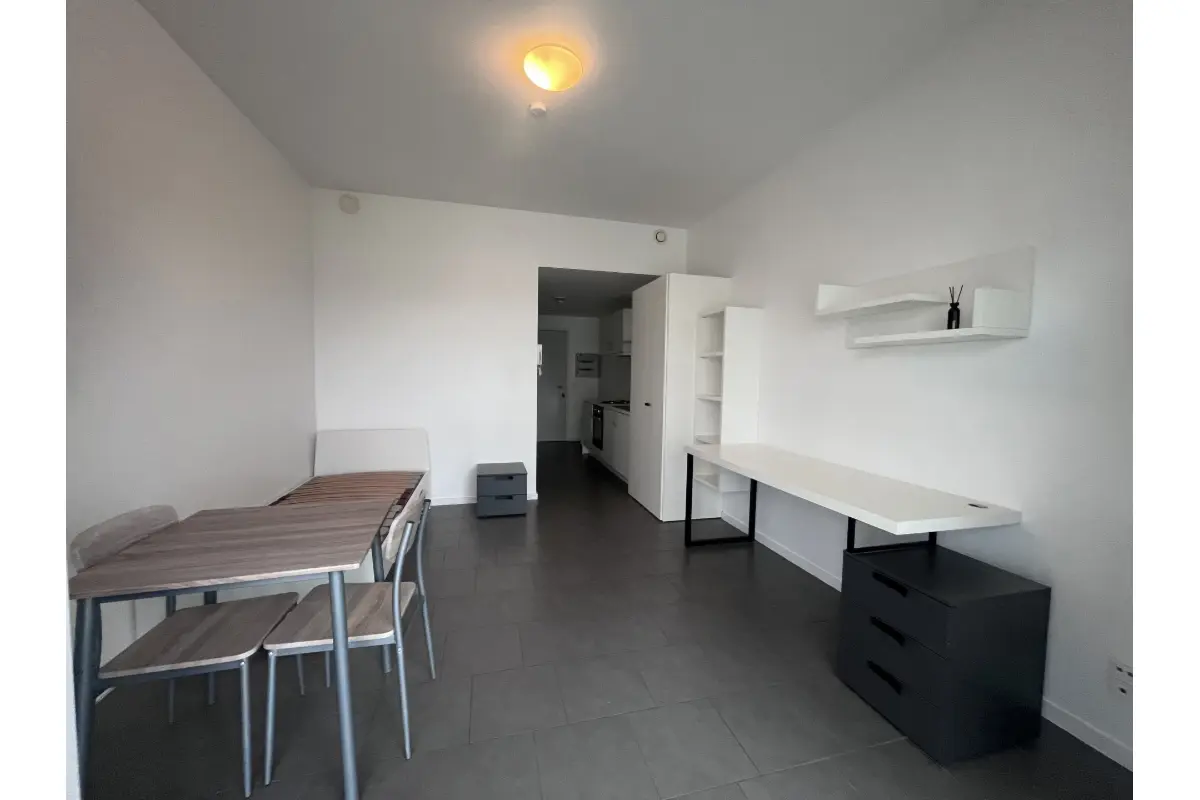 Studio te  huur in Antwerpen 2000 625.00€  slaapkamers m² - Zoekertje 611316