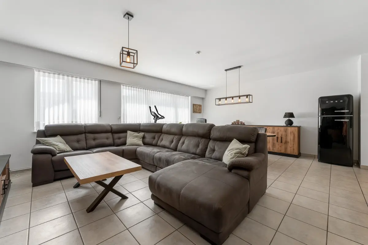 Appartement te  huur in Koningshooikt 2500 910.00€ 2 slaapkamers 86.00m² - Zoekertje 610992