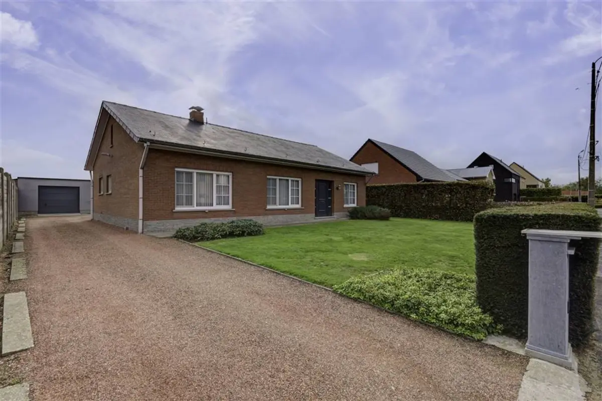 Huis te  koop in Berlaar 2590 399000.00€ 3 slaapkamers 137.00m² - Zoekertje 612340