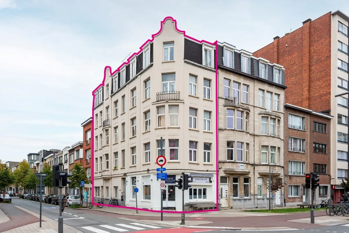 Huis te  koop in Borgerhout 2140 1250000.00€ 14 slaapkamers 610.00m² - Zoekertje 612382