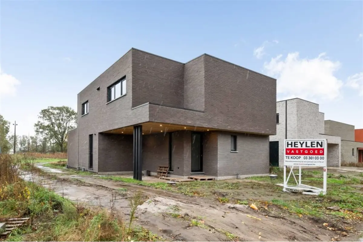 Huis te  koop in Essen 2910 680000.00€ 4 slaapkamers 250.00m² - Zoekertje 612250