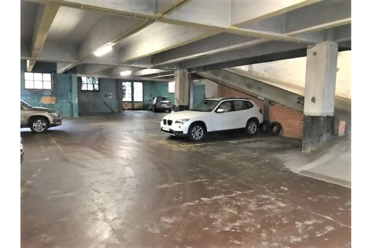 Box te  huur in Antwerpen 2018 121.00€  slaapkamers m² - Zoekertje 612112