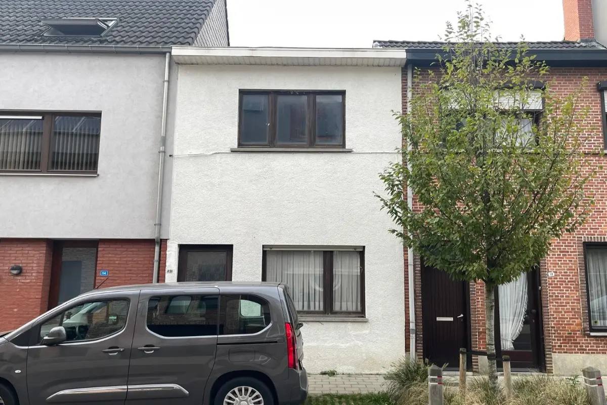 Huis te  koop in Herentals 2200 148000.00€ 2 slaapkamers 108.00m² - Zoekertje 612697