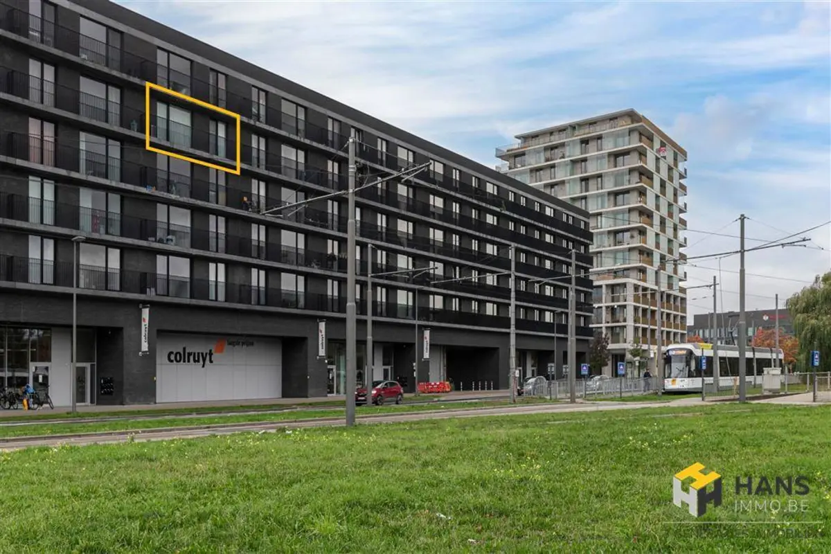 Appartement te  koop in Antwerpen 2050 369000.00€ 2 slaapkamers 74.00m² - Zoekertje 612344