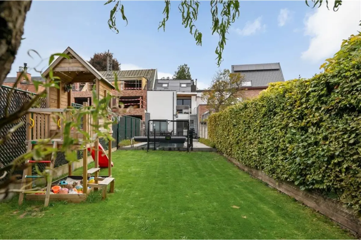 Huis te  koop in Broechem 2520 535000.00€ 3 slaapkamers 228.00m² - Zoekertje 614439