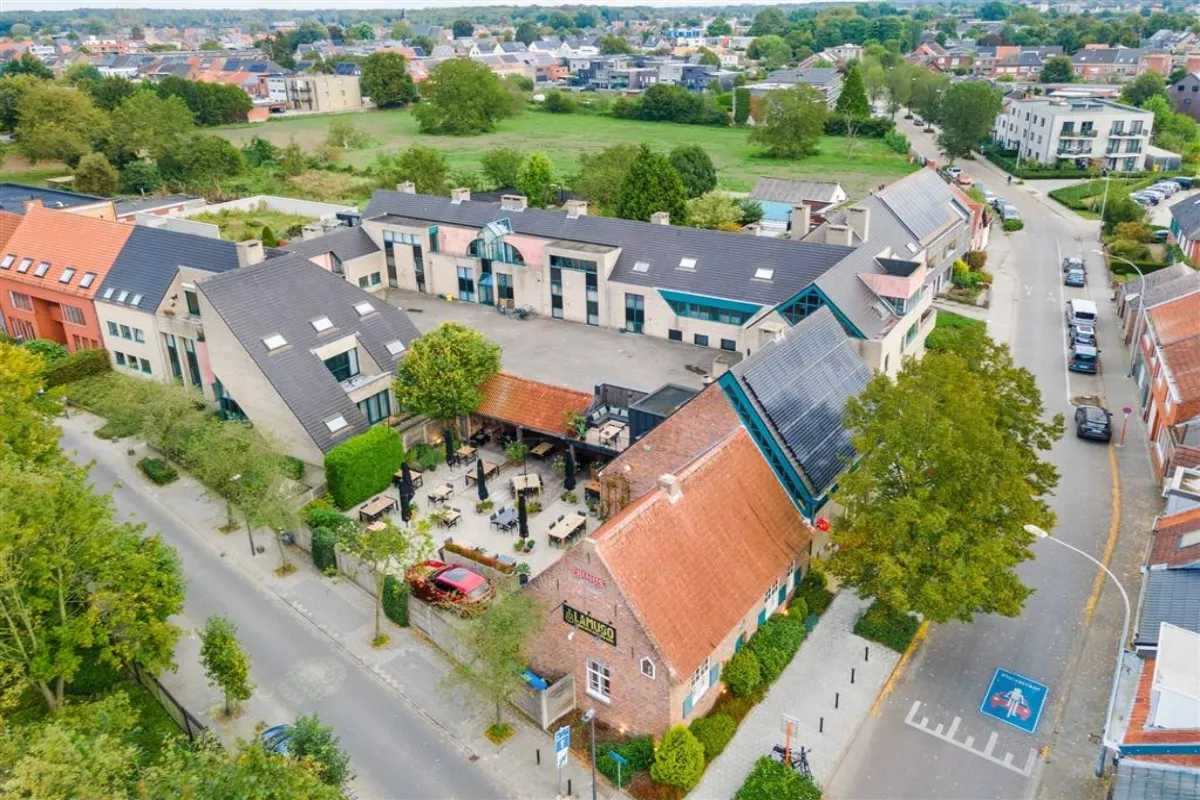 Handelszaak te  koop in Turnhout 2300 1180000.00€ 3 slaapkamers 490.00m² - Zoekertje 614393