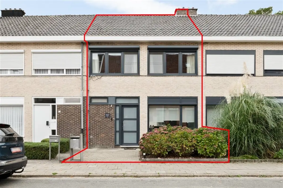 Huis te  koop in Turnhout 2300 329000.00€ 4 slaapkamers 133.00m² - Zoekertje 614329