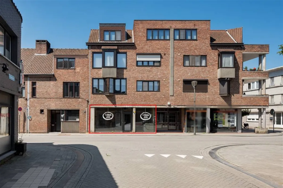 Handelszaak te  koop in Turnhout 2300 89000.00€  slaapkamers 108.00m² - Zoekertje 614387