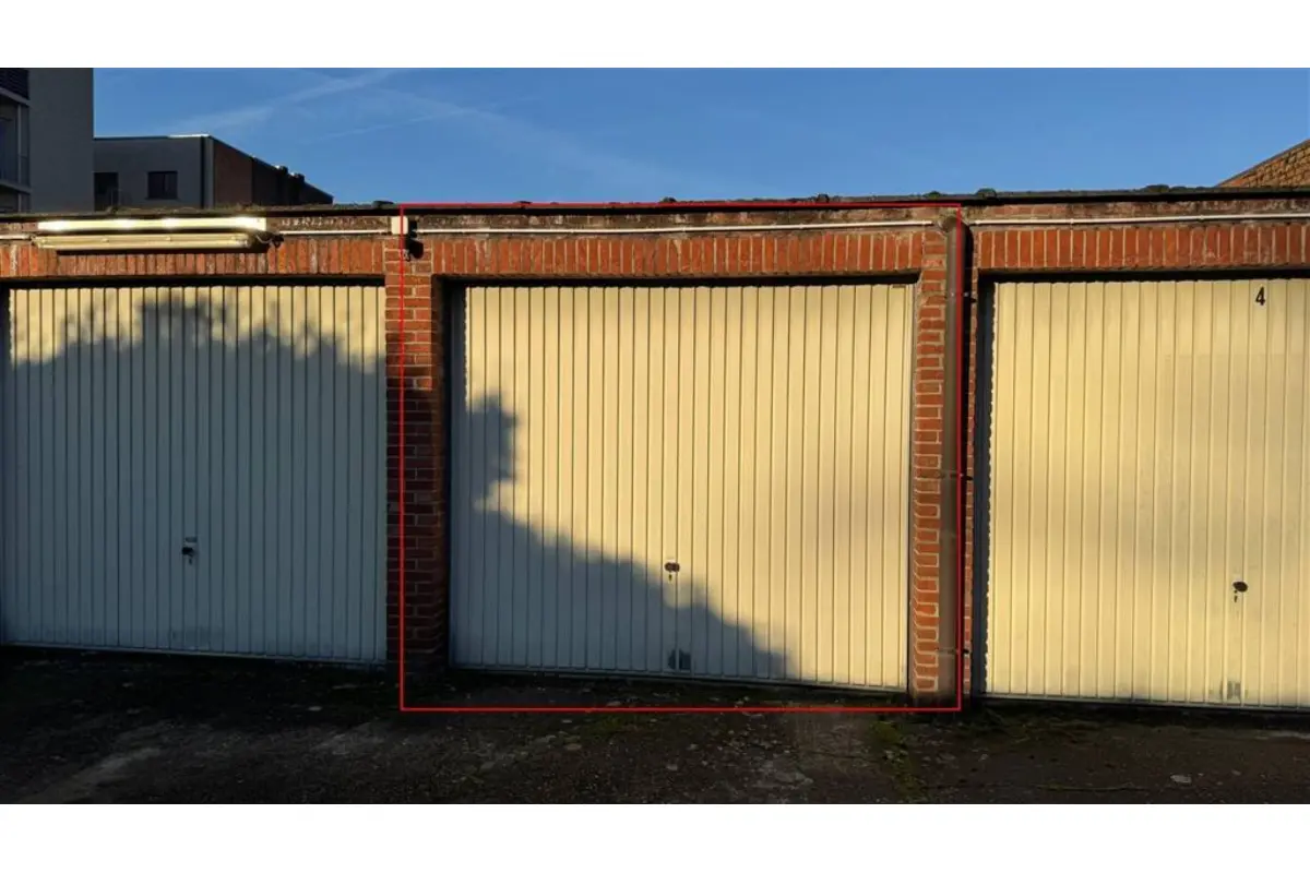 Box te  koop in Turnhout 2300 26000.00€  slaapkamers m² - Zoekertje 614351