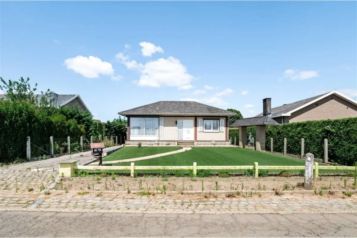 Grond te  koop in Putte 2580 280000.00€  slaapkamers m² - Zoekertje 614480