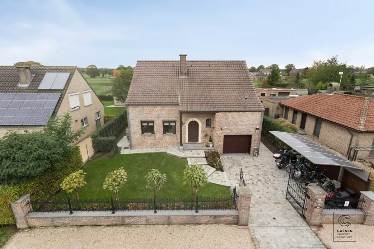 Villa te  koop in Malle 2390 590000.00€ 4 slaapkamers 260.00m² - Zoekertje 616568