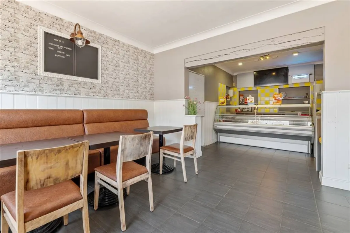 Huis te  koop in Geel 2440 275000.00€ 3 slaapkamers 160.00m² - Zoekertje 616834