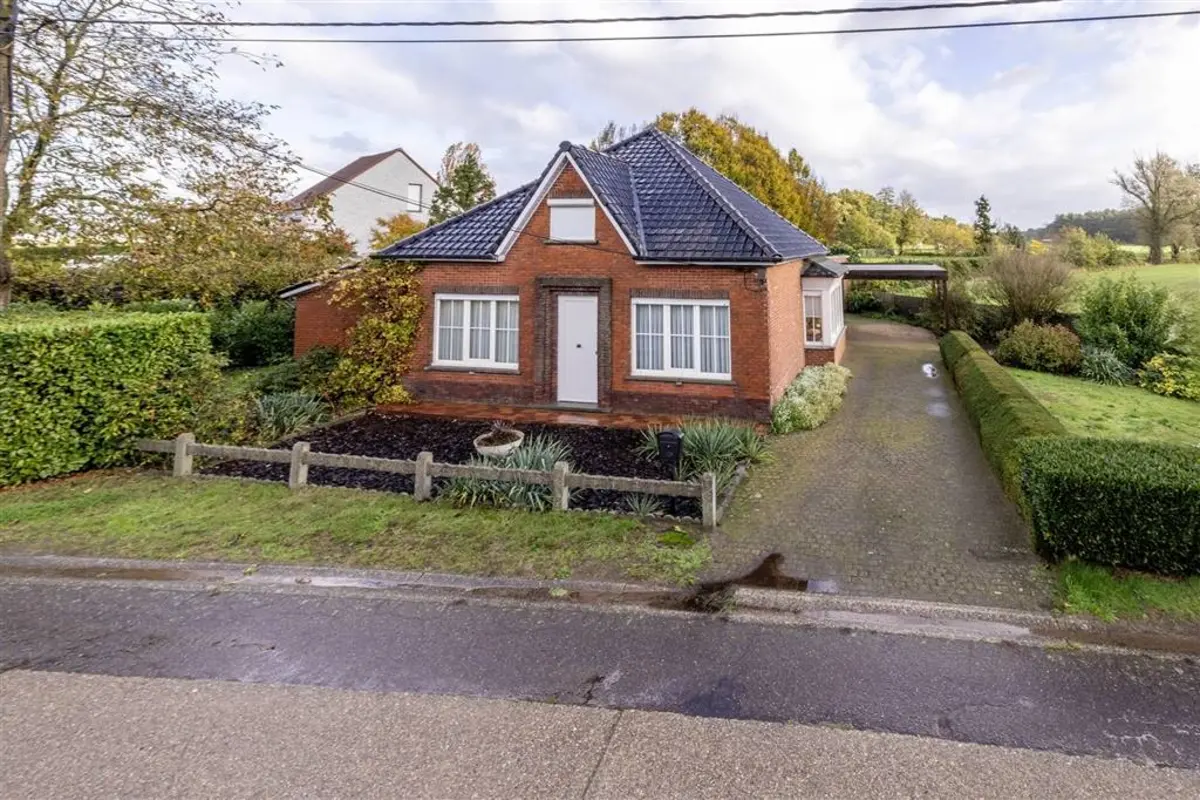 Huis te  koop in Poederlee 2275 325000.00€ 2 slaapkamers 147.00m² - Zoekertje 617473