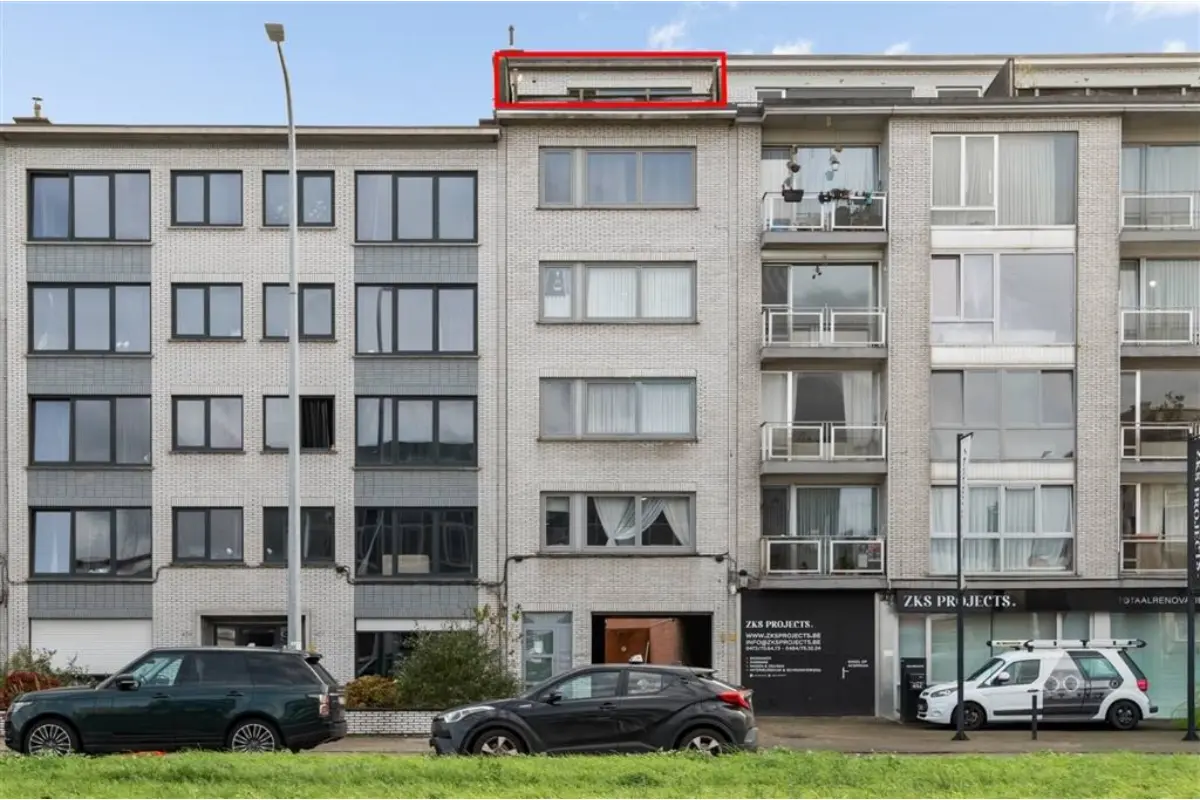 Penthouse te  koop in Deurne 2100 179000.00€ 1 slaapkamers 51.00m² - Zoekertje 617786