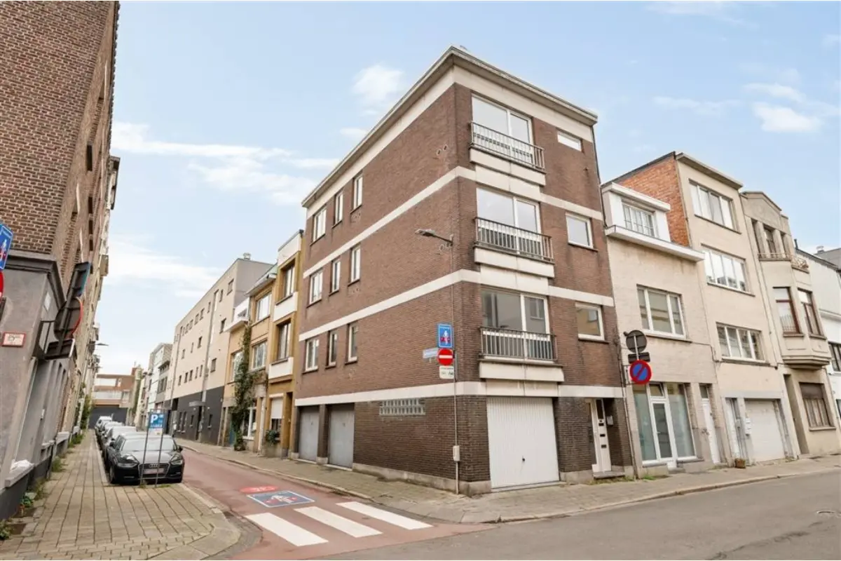 Appartement te  koop in Antwerpen 2060 215000.00€ 1 slaapkamers 62.00m² - Zoekertje 618785