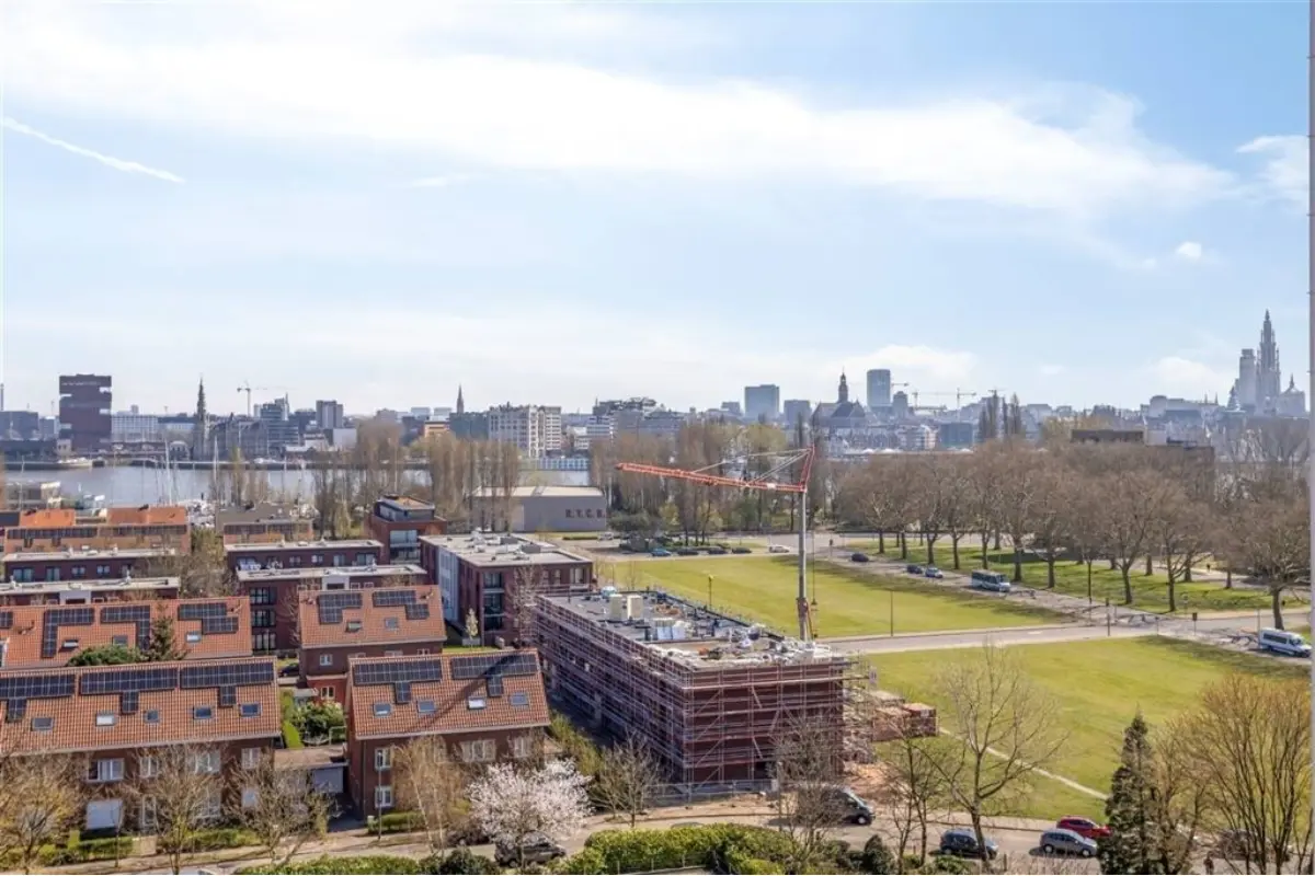 Appartement te  koop in Antwerpen 2050 270000.00€ 3 slaapkamers 108.00m² - Zoekertje 618747