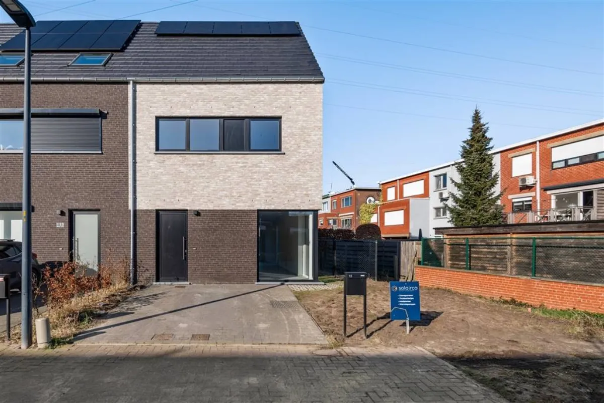 Huis te  koop in Lier 2500 417476.00€ 3 slaapkamers 184.72m² - Zoekertje 621825