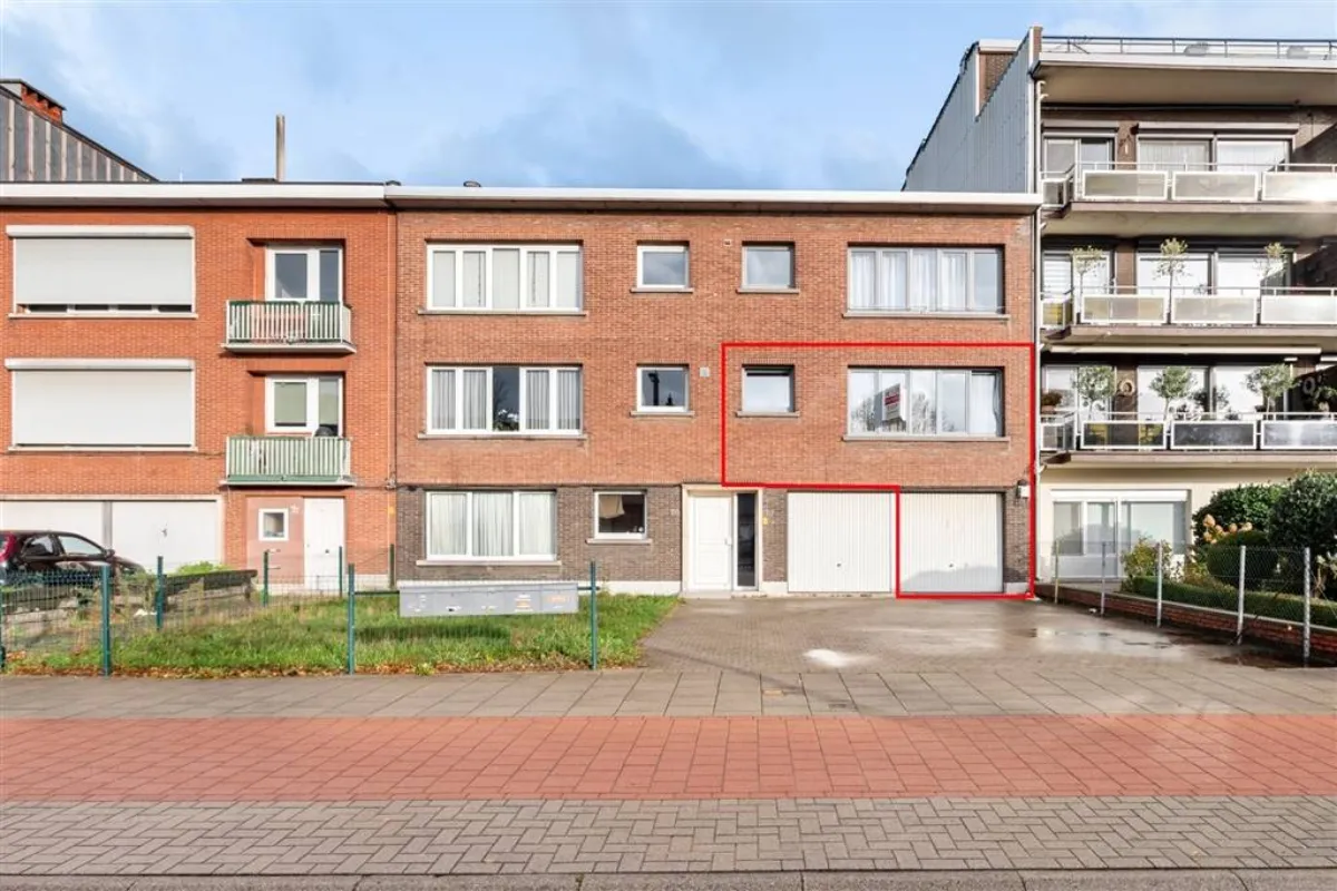 Appartement te  koop in Deurne 2100 189000.00€ 2 slaapkamers 83.00m² - Zoekertje 622319