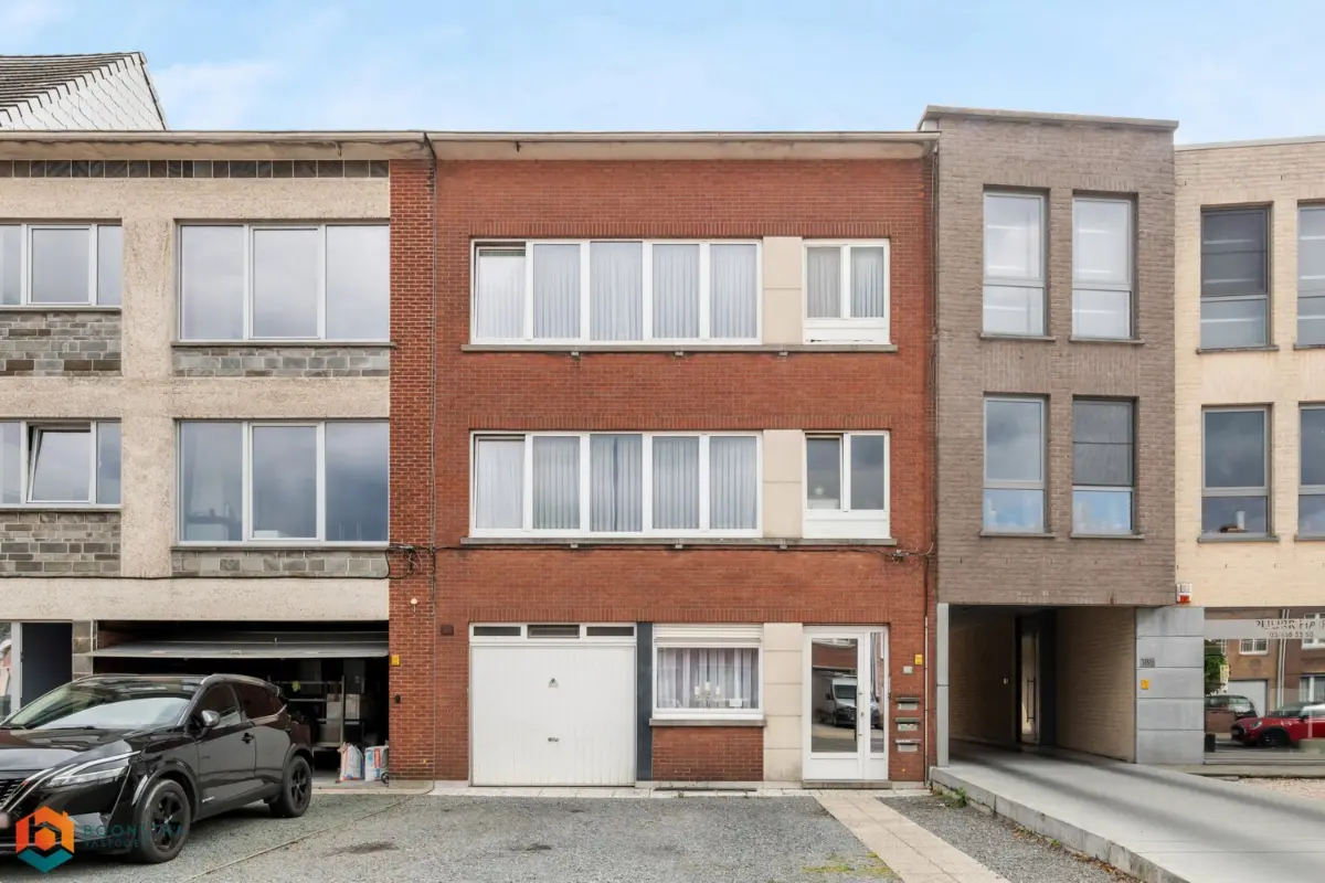 Huis te  koop in Lier 2500 520000.00€ 5 slaapkamers 248.00m² - Zoekertje 623850