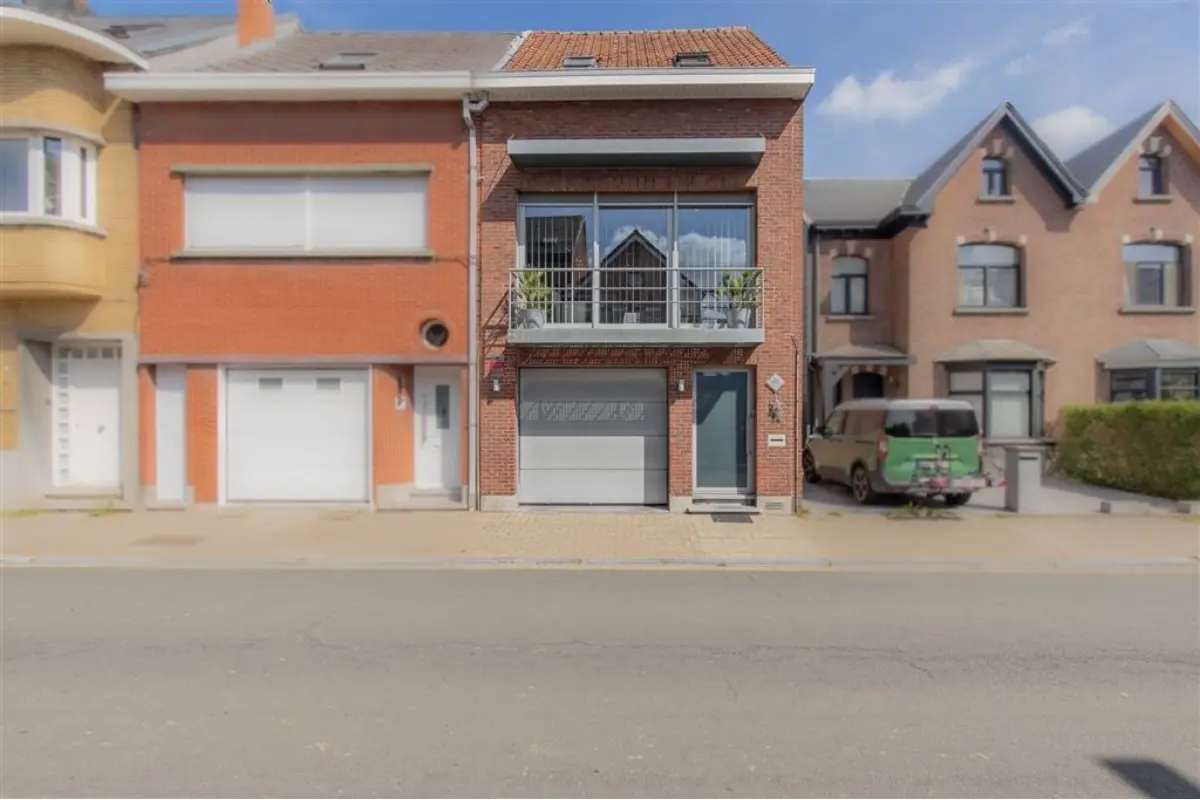 Huis te  koop in Niel 2845 330000.00€ 3 slaapkamers 145.00m² - Zoekertje 625982