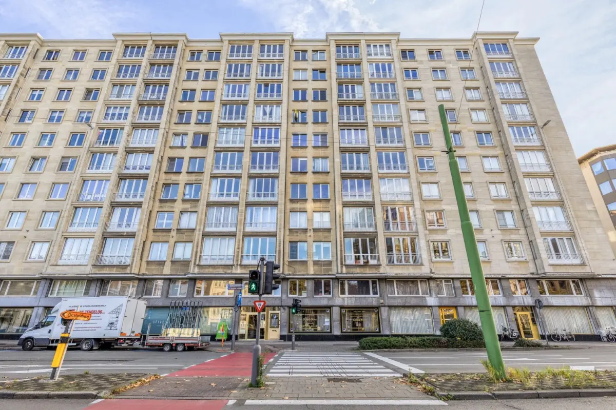 Appartement te  koop in Berchem 2600 335000.00€ 2 slaapkamers 100.00m² - Zoekertje 625902