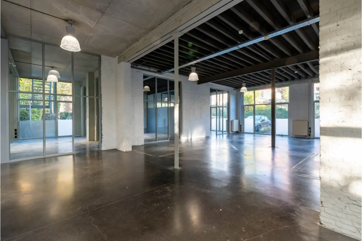 Handelszaak te  huur in Antwerpen 2018 3250.00€  slaapkamers m² - Zoekertje 626092