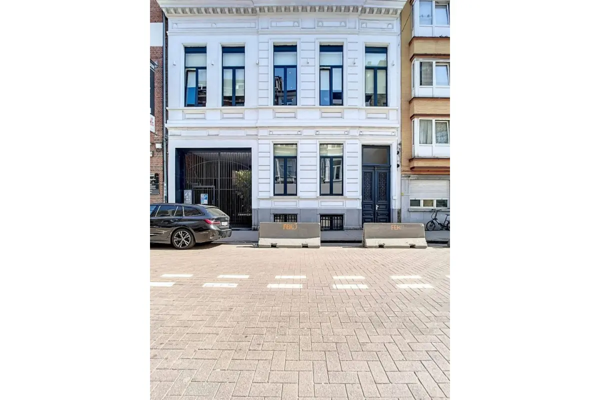 Handelszaak te  huur in Antwerpen 2018 4975.00€  slaapkamers 430.00m² - Zoekertje 626085