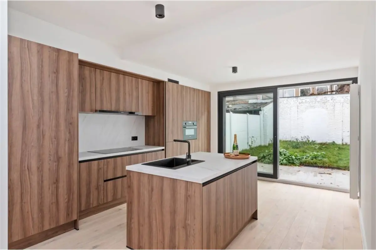 Huis te  koop in Lier 2500 379000.00€ 3 slaapkamers 108.00m² - Zoekertje 667675