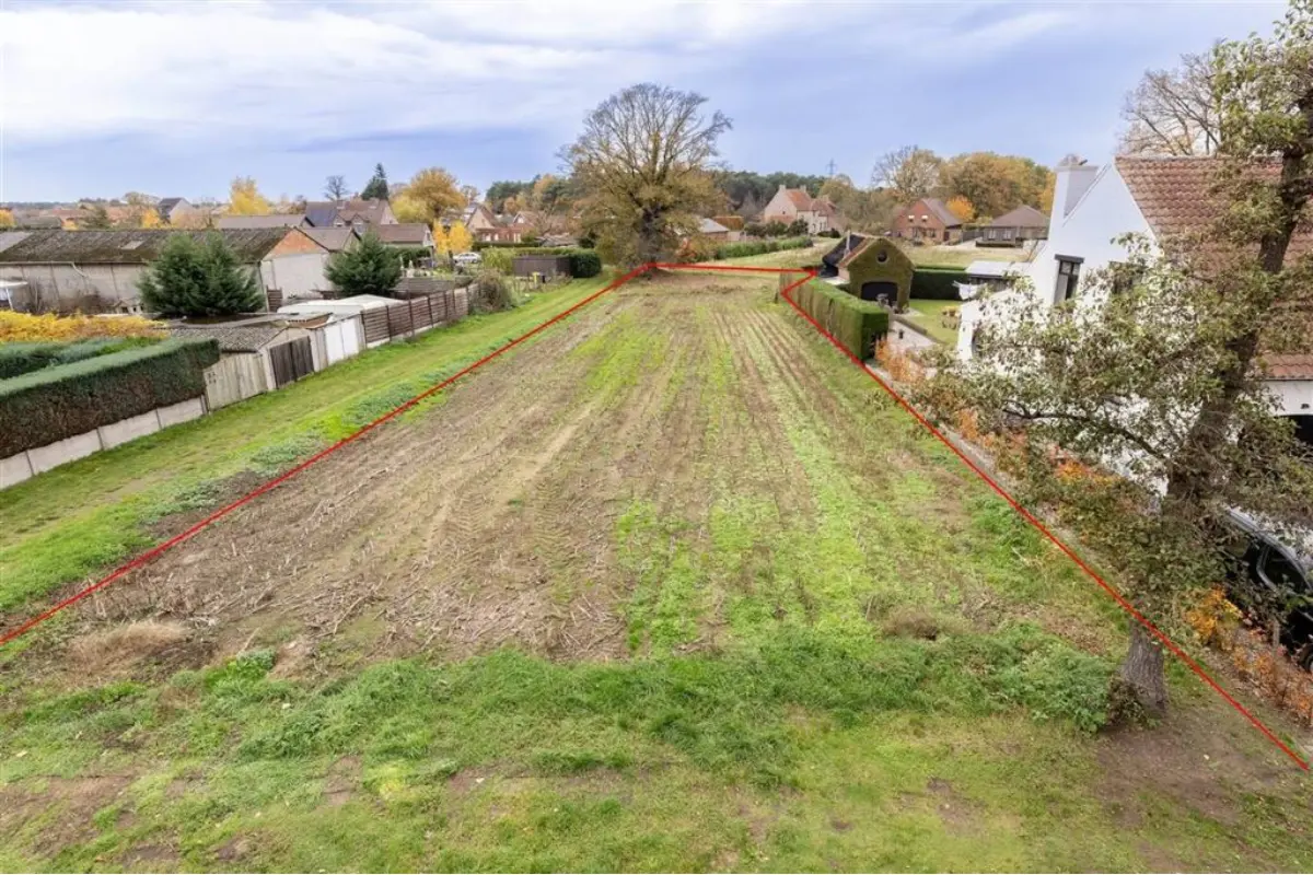 Grond te  koop in Lichtaart 2460 259000.00€  slaapkamers m² - Zoekertje 626846