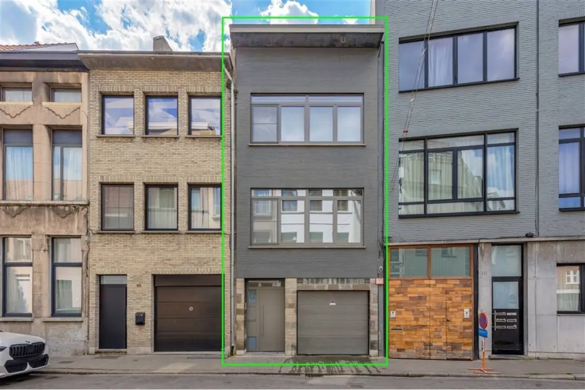 Huis te  koop in Antwerpen 2060 459000.00€ 3 slaapkamers 238.00m² - Zoekertje 626902