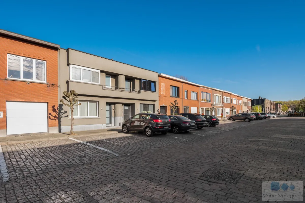 Huis te  koop in Lier 2500 399000.00€ 3 slaapkamers 162.00m² - Zoekertje 628115