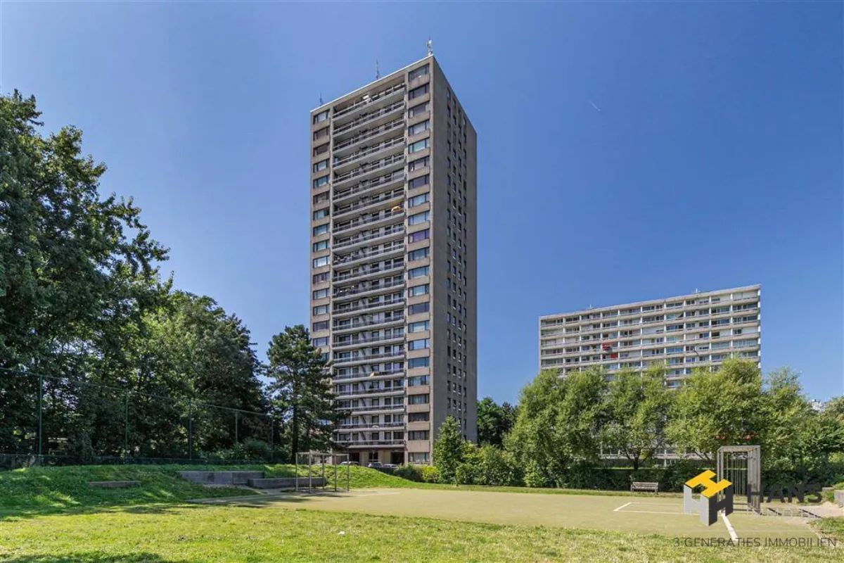 Appartement te  koop in Deurne 2100 199900.00€ 3 slaapkamers 104.00m² - Zoekertje 628103