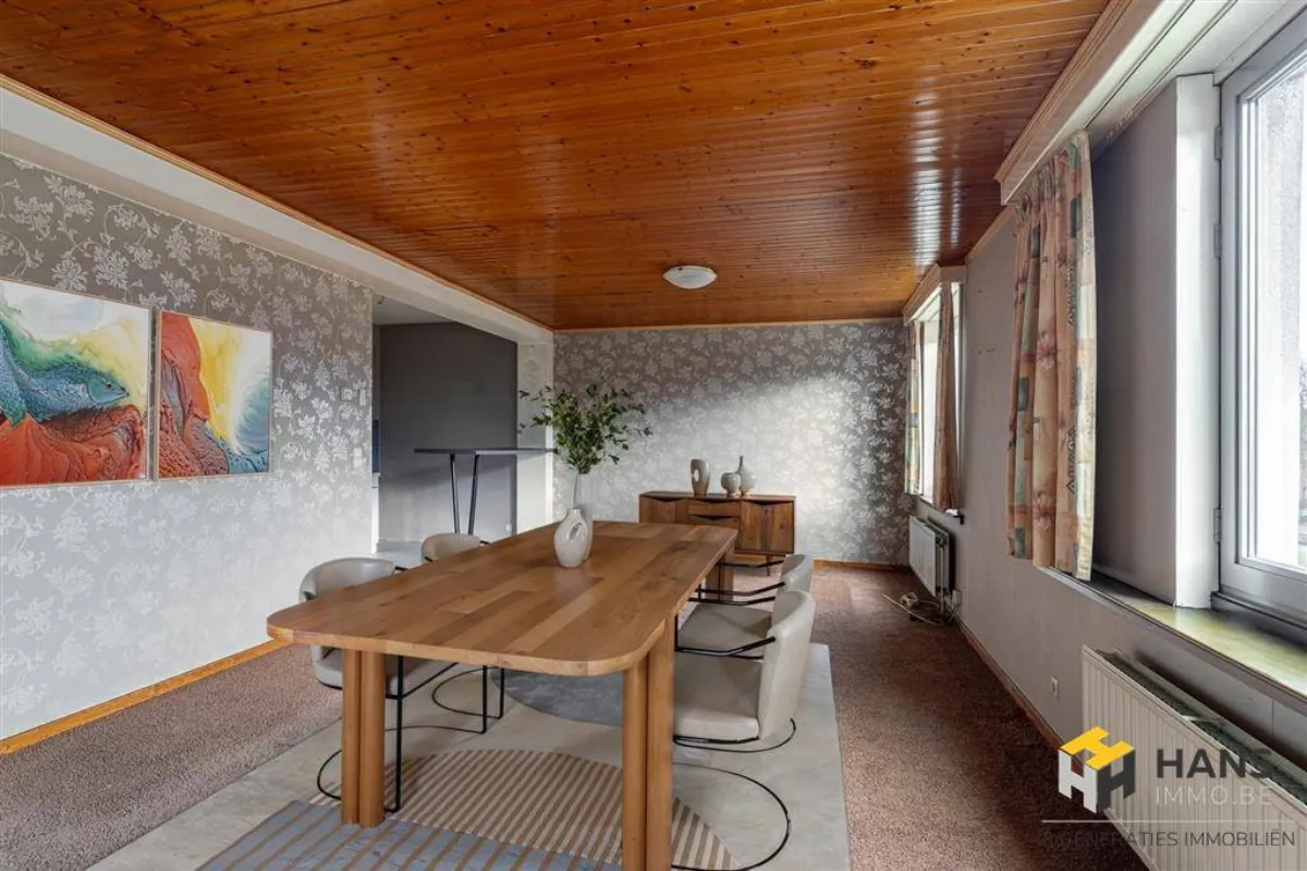 Appartement te  koop in Deurne 2100 174900.00€ 2 slaapkamers 101.00m² - Zoekertje 628030