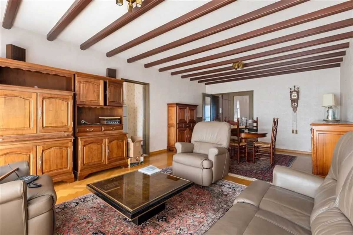 Appartement te  koop in Deurne 2100 162500.00€ 1 slaapkamers 75.00m² - Zoekertje 627887