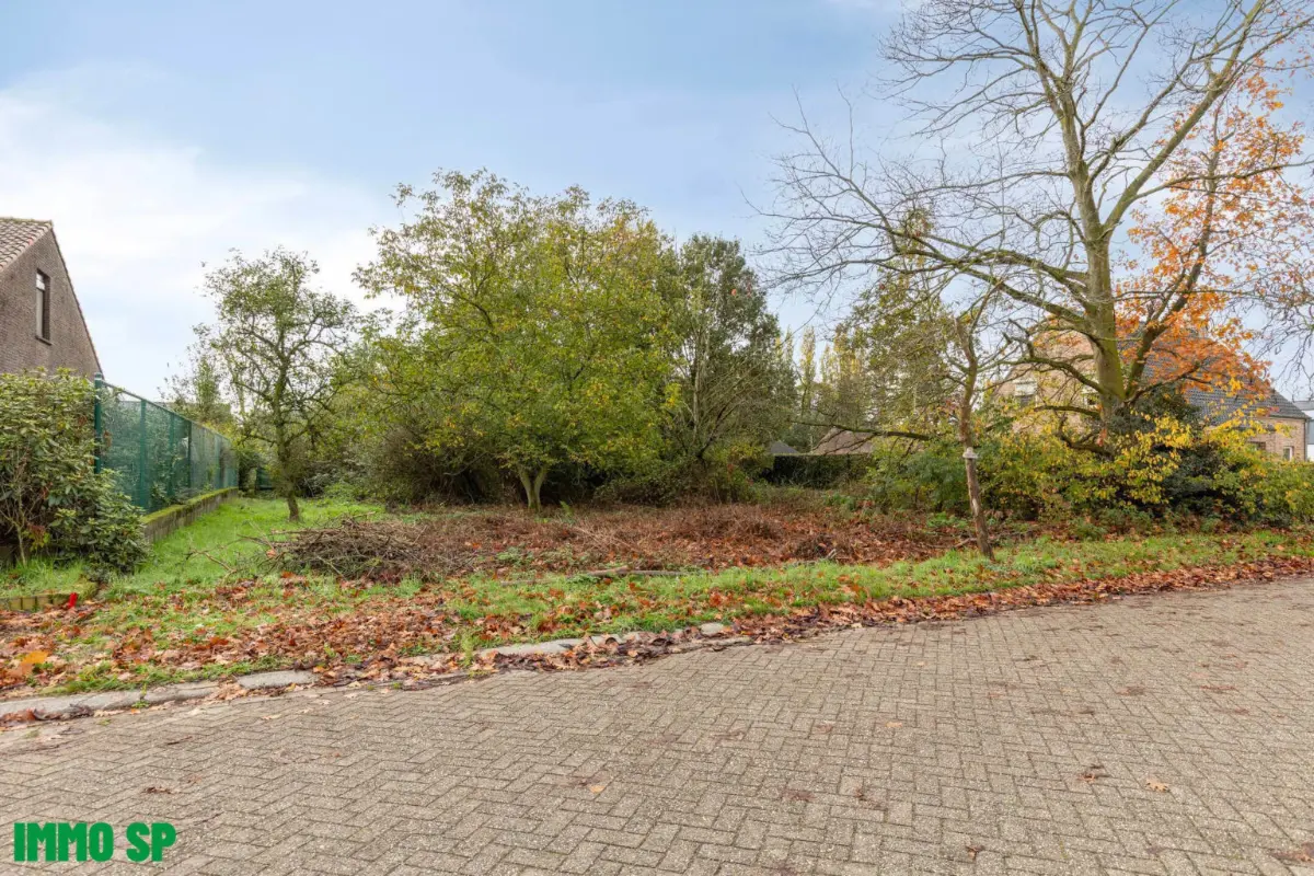 Grond te  koop in Olen 2250 220000.00€  slaapkamers m² - Zoekertje 628216