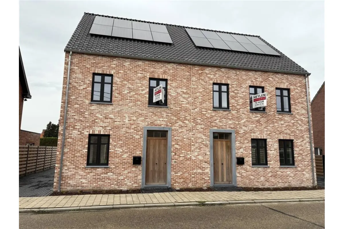 Huis te  huur in Wuustwezel 2990 1700.00€ 4 slaapkamers 221.16m² - Zoekertje 629290