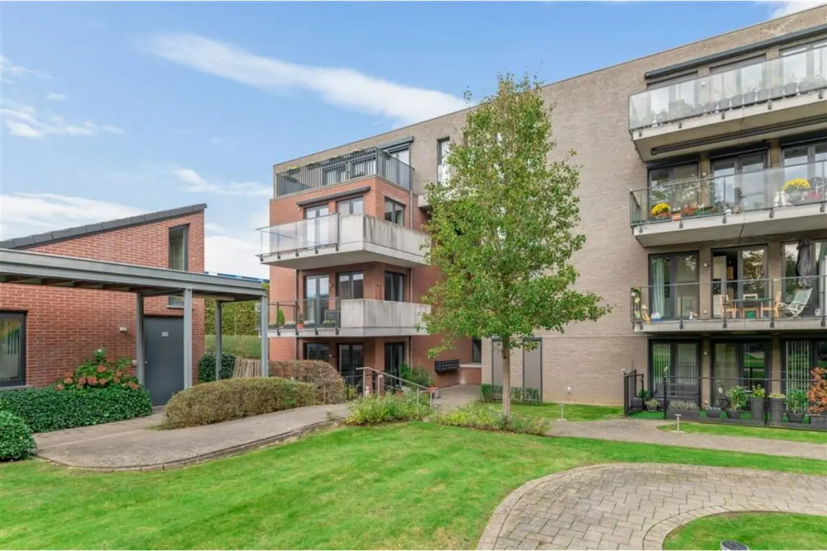 Appartement te  koop in Kontich 2550 249000.00€ 2 slaapkamers 93.00m² - Zoekertje 629272