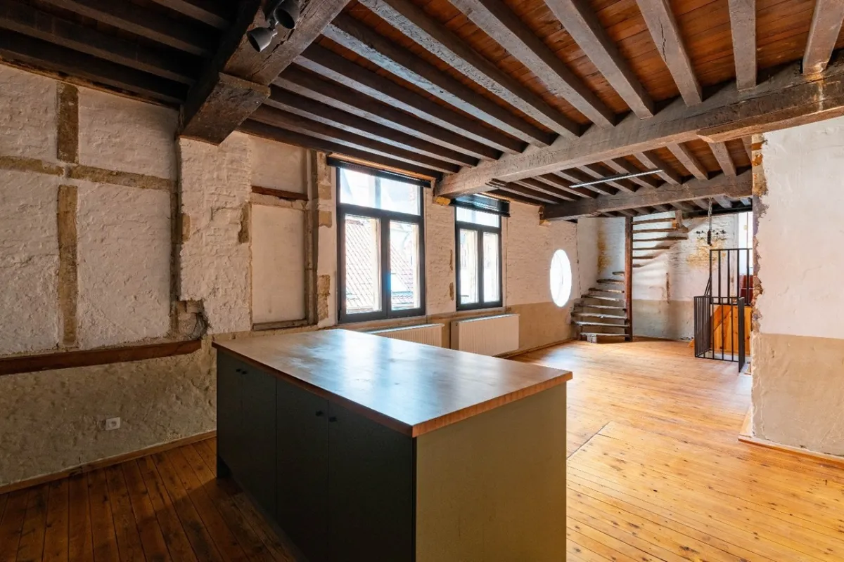 Appartement te  huur in Antwerpen 2000 1595.00€ 3 slaapkamers 146.00m² - Zoekertje 629079