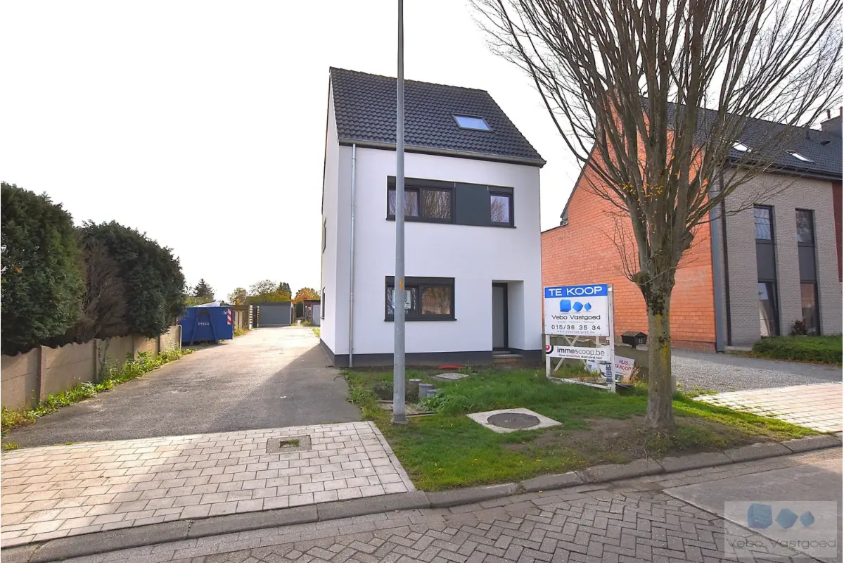 Herenhuis te  koop in Berlaar 2590 475000.00€ 3 slaapkamers 210.00m² - Zoekertje 628843