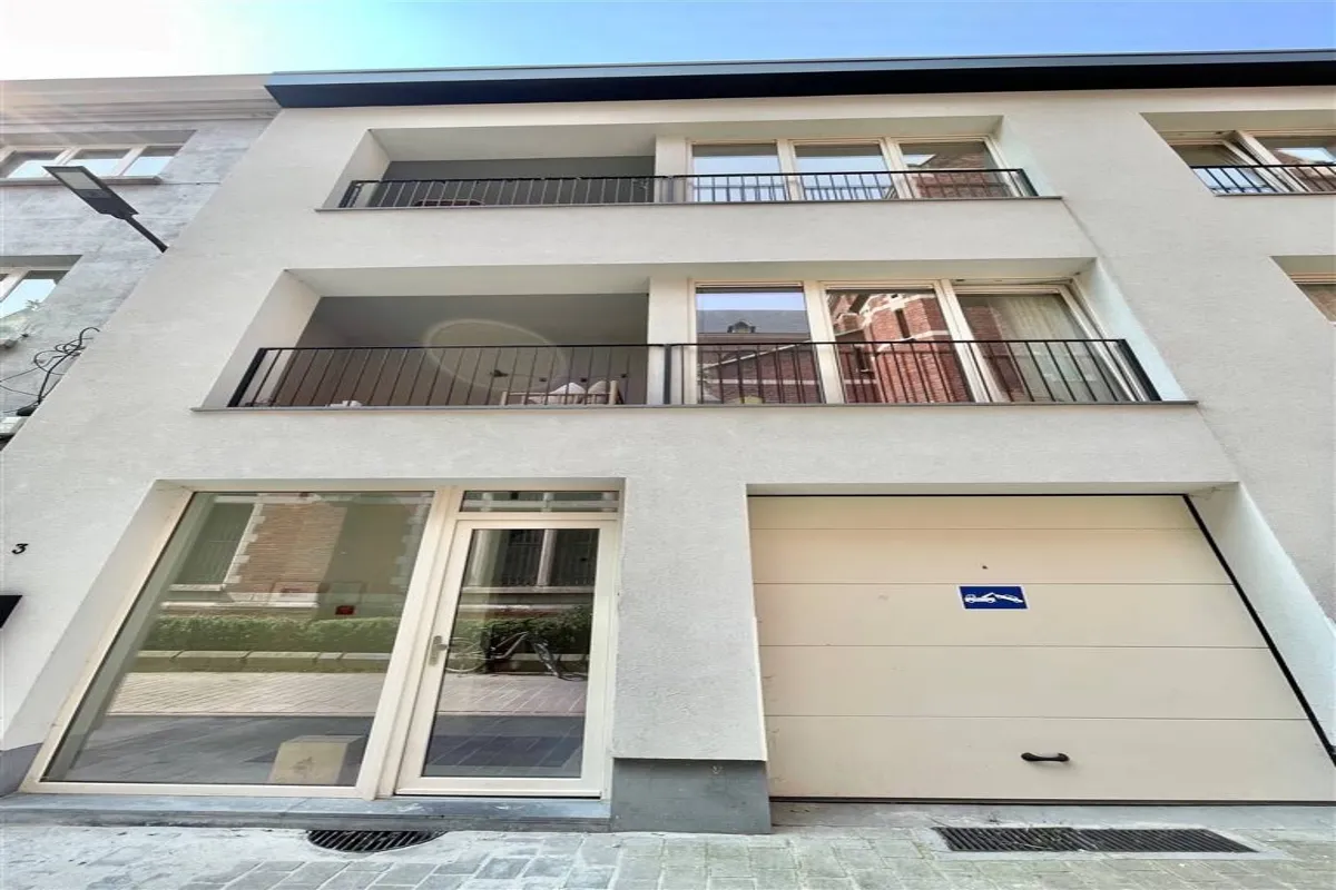 Appartement te  huur in Antwerpen 2000 1350.00€ 1 slaapkamers 90.00m² - Zoekertje 629740