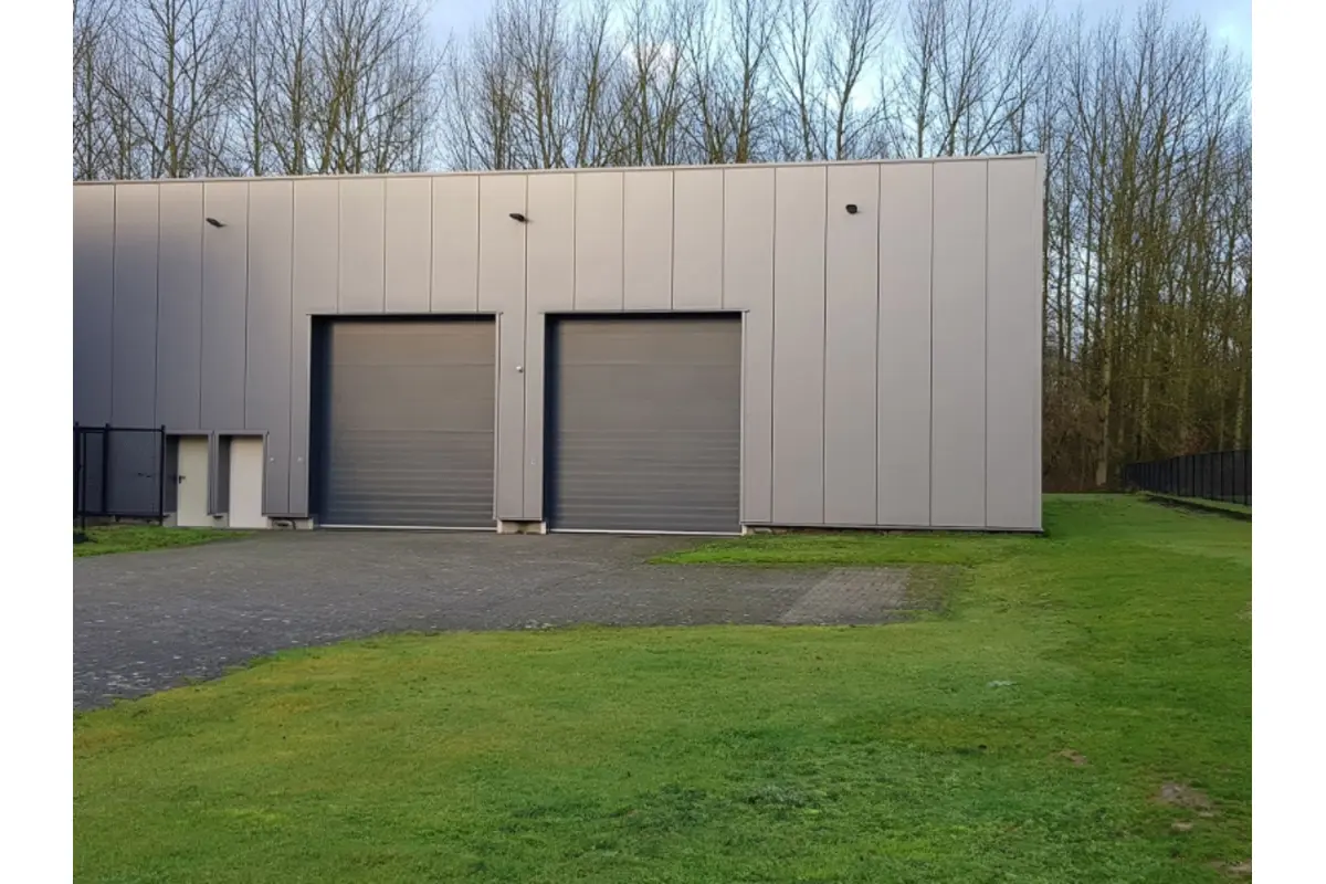 Handelszaak te  huur in Bornem 2880 4250.00€  slaapkamers 850.00m² - Zoekertje 630903