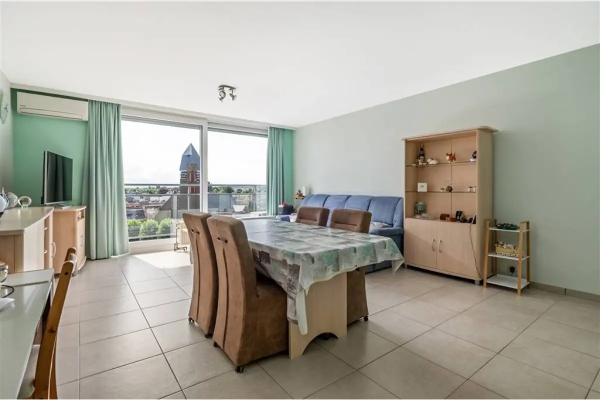 Appartement te  koop in Berchem 2600 249000.00€ 2 slaapkamers 83.00m² - Zoekertje 631863