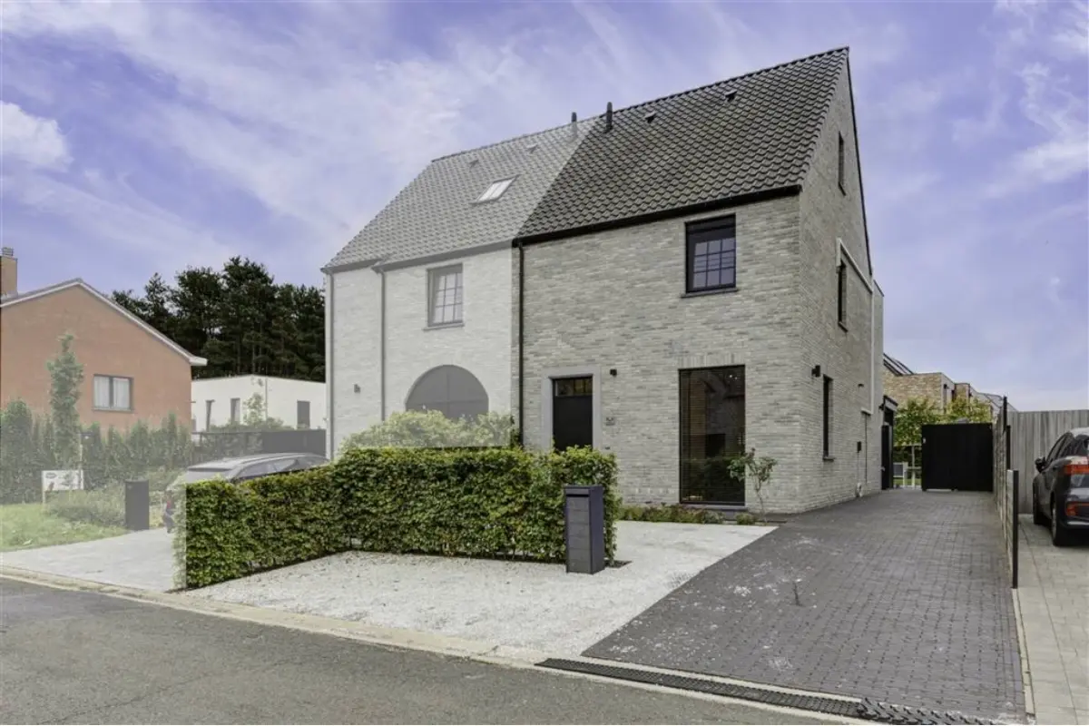 Huis te  koop in Grobbendonk 2280 599000.00€ 4 slaapkamers 193.00m² - Zoekertje 632493