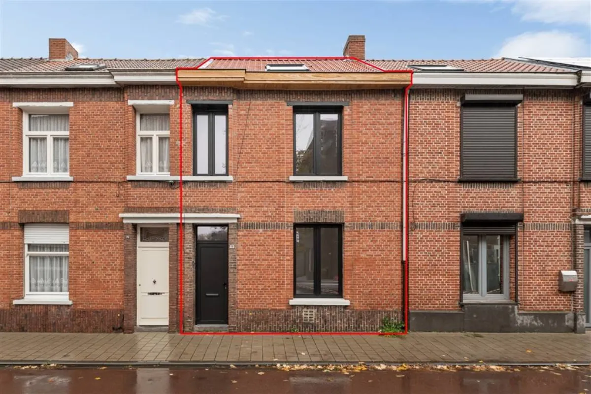 Huis te  koop in Turnhout 2300 349000.00€ 3 slaapkamers 149.00m² - Zoekertje 631838