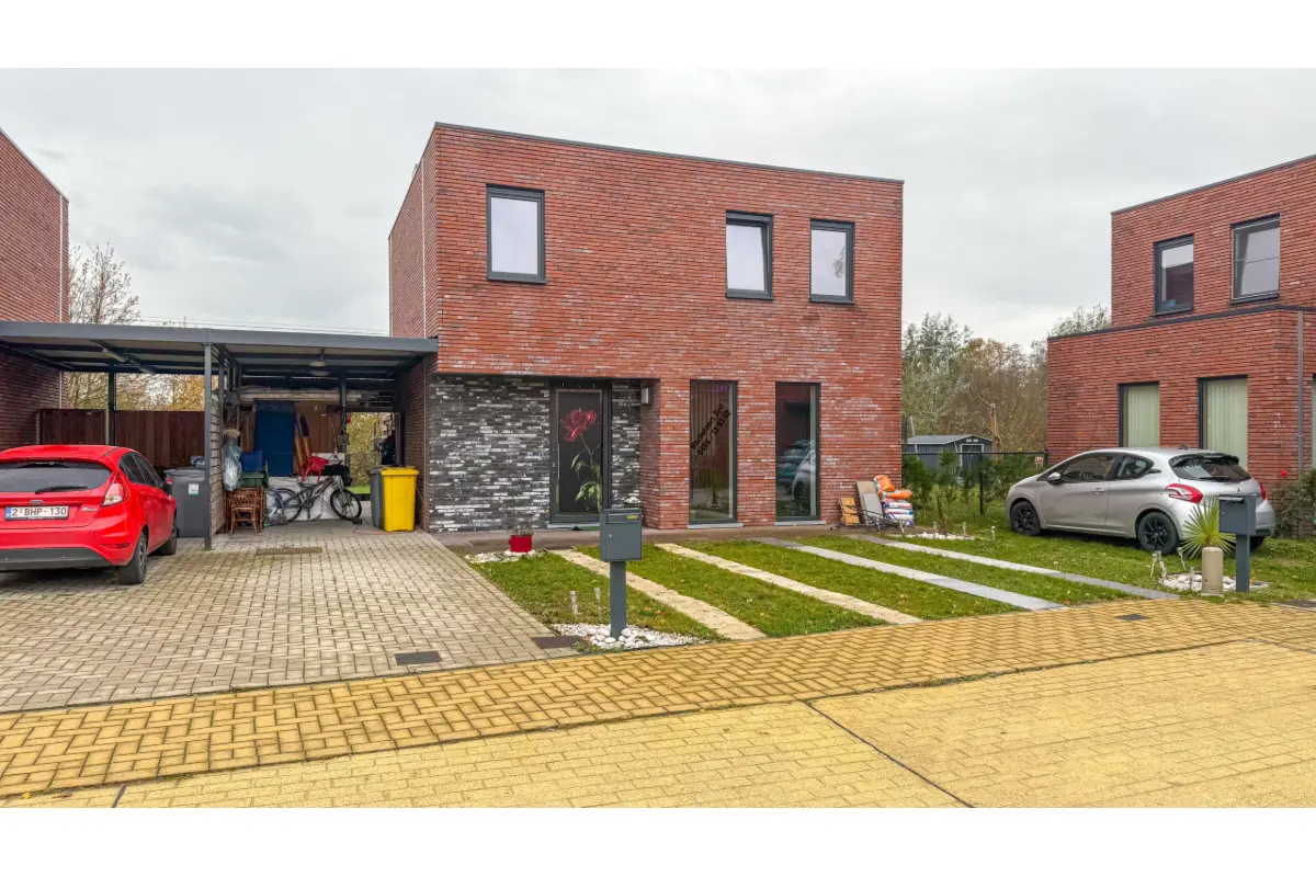 Huis te  koop in Balen 2490 389000.00€ 3 slaapkamers 132.00m² - Zoekertje 632052