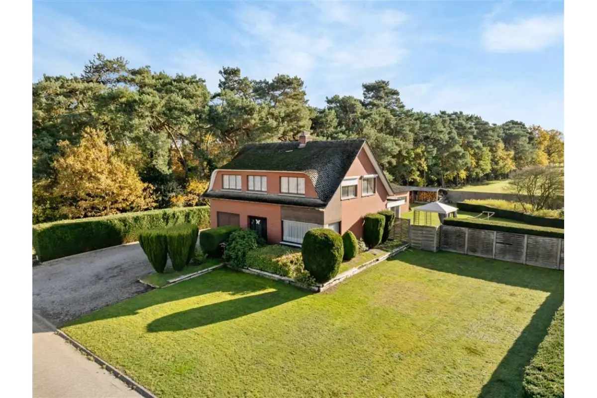 Huis te  koop in Balen 2490 349000.00€ 4 slaapkamers 215.00m² - Zoekertje 633400