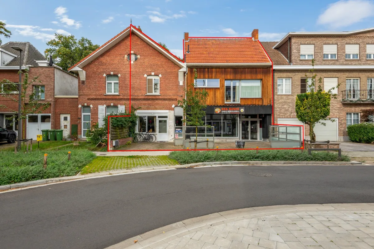 Handelszaak te  koop in Ekeren 2180 395000.00€ 3 slaapkamers 384.00m² - Zoekertje 632783