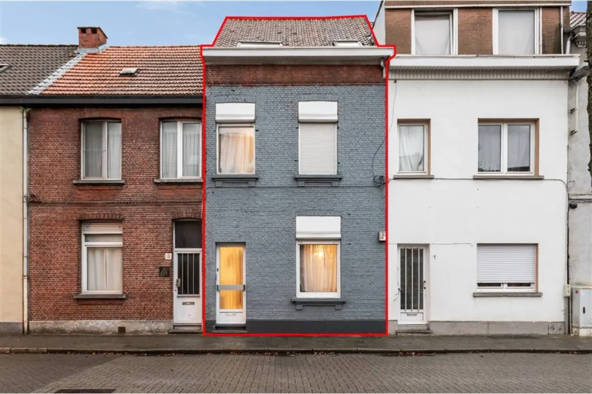 Huis te  koop in Merksem 2170 369000.00€ 4 slaapkamers 155.00m² - Zoekertje 633337