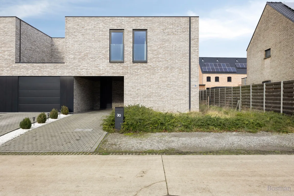 Huis te  koop in Olmen 2491 415000.00€ 3 slaapkamers 108.00m² - Zoekertje 632843