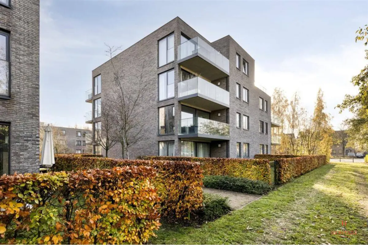 Appartement te  koop in Wijnegem 2110 295000.00€ 2 slaapkamers 97.00m² - Zoekertje 633936